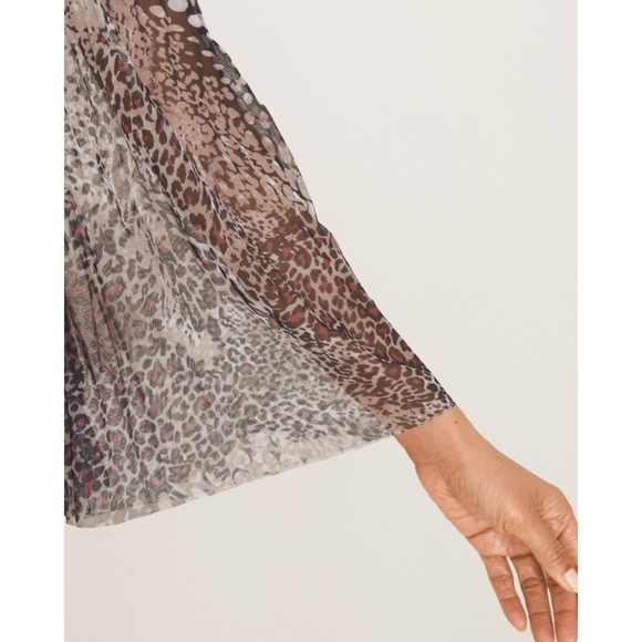 NWT Chico's Cheetah and Snake Print Mesh Knit Ladies Career Party Blouse, S - Picture 9 of 9